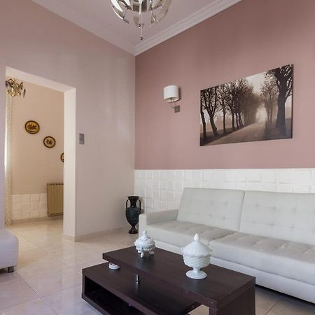 Delightful 2 Bedroom Flat Next To Mikrolimano Πειραιάς Εξωτερικό φωτογραφία